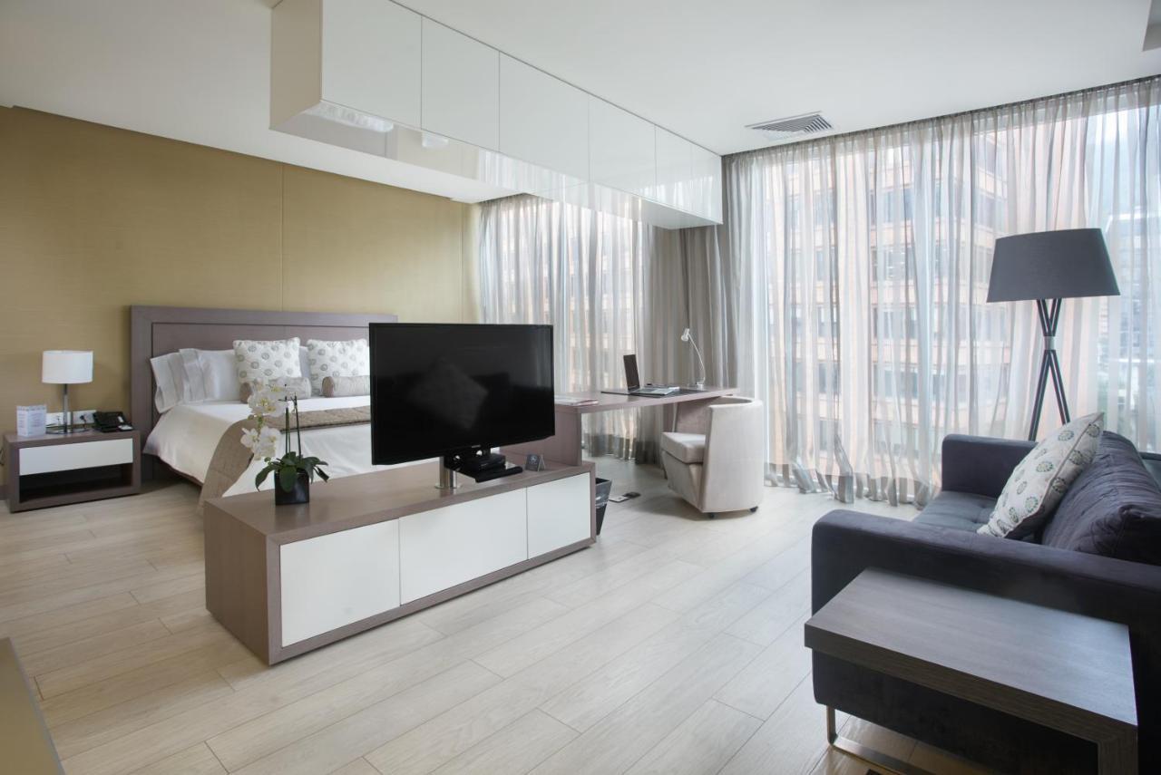 Hotel 100 Luxury Suites By Preferred Bogota Ngoại thất bức ảnh A suite at the hotel