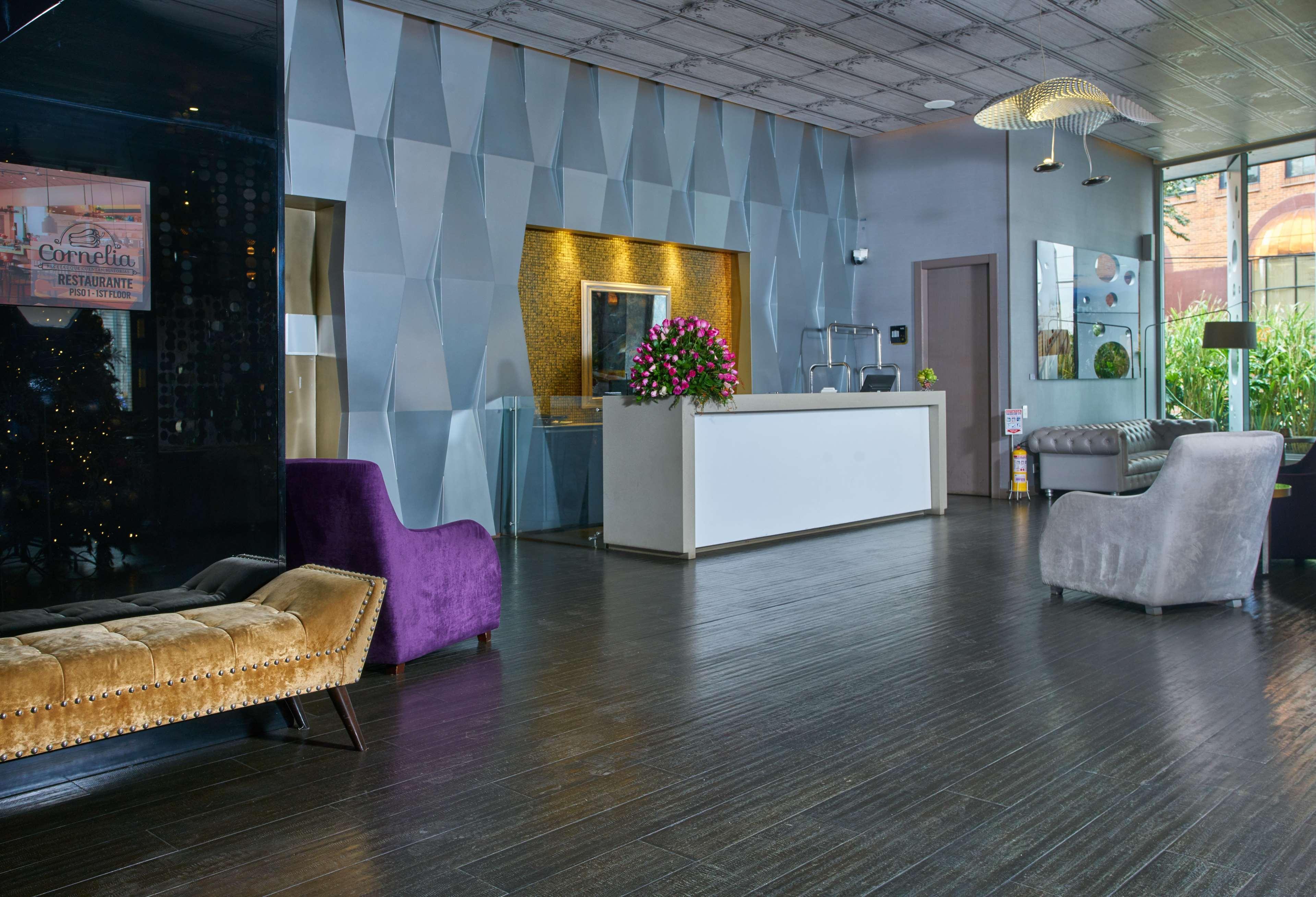 Hotel 100 Luxury Suites By Preferred Bogota Ngoại thất bức ảnh Lobby