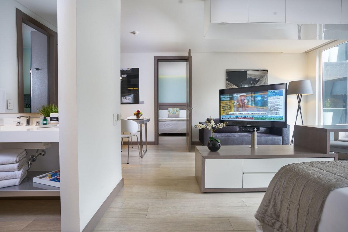 Hotel 100 Luxury Suites By Preferred Bogota Ngoại thất bức ảnh A typical apartment