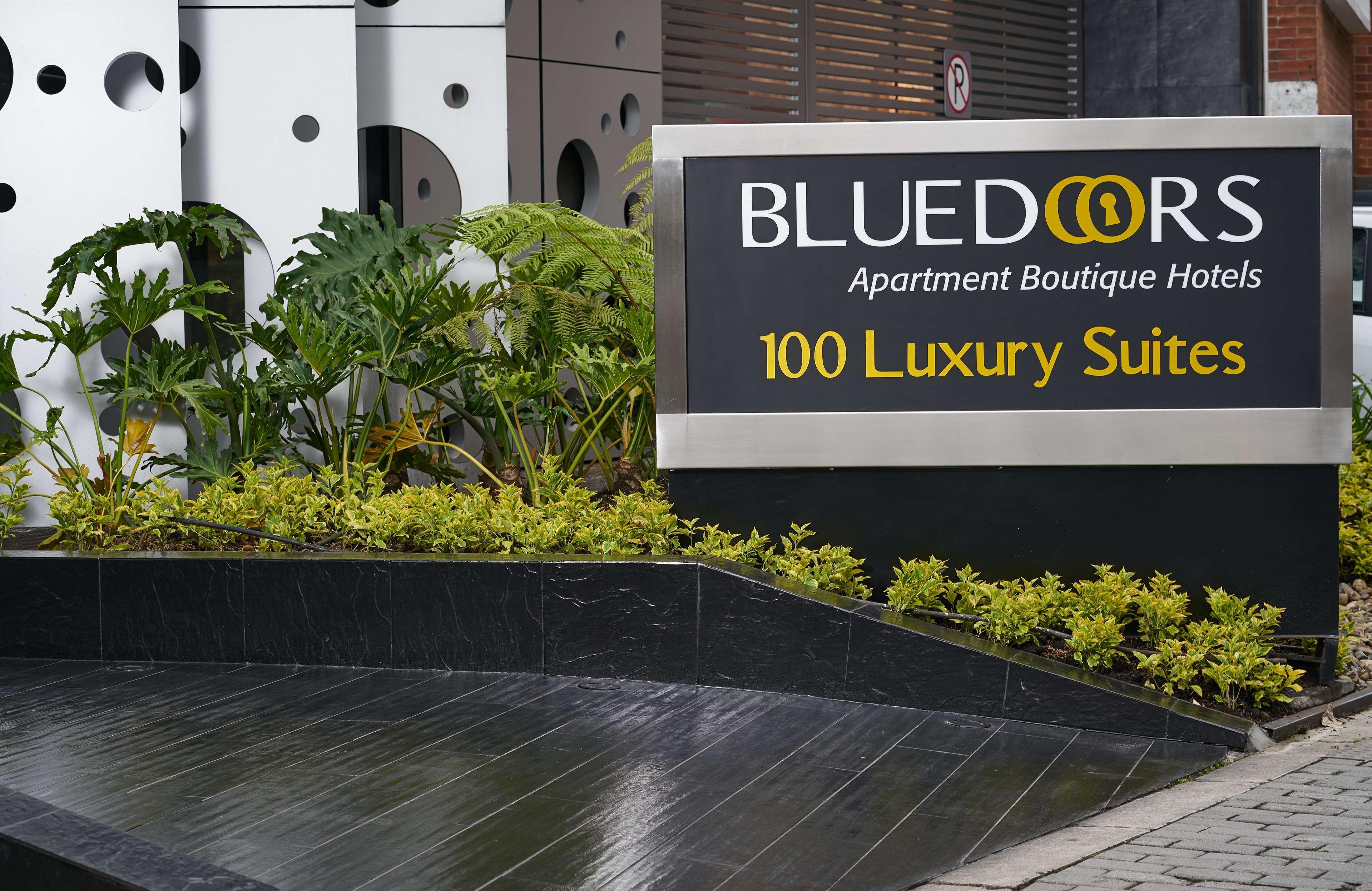 Hotel 100 Luxury Suites By Preferred Bogota Ngoại thất bức ảnh Bluedors